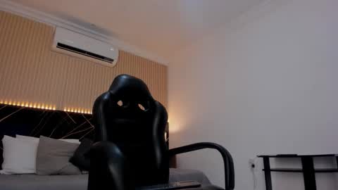 Gray online show from October 30, 2025, 2:46 am