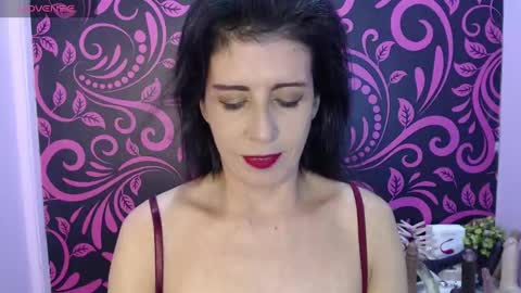 Isabella online show from January 19, 2025, 7:46 am