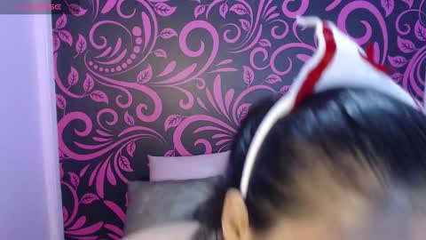 Isabella online show from February 9, 2025, 4:40 pm