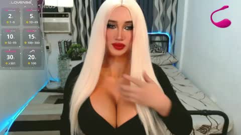 PAULATHEONE online show from May 27, 2026, 5:37 am