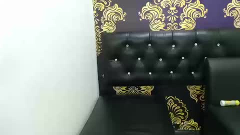 greatass_latina online show from September 12, 2025, 9:04 pm