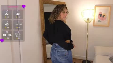 Snapshot of grecia_miller_ chatting on May 25, 2026, 12:00 pm grecia_miller_ online show from May 25, 2026, 12:00 pm