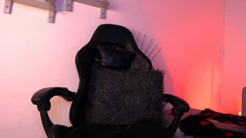 Snapshot of grecia_rouse chatting on March 4, 2025, 6:15 am  GRECIA  online show from March 4, 2025, 6:15 am