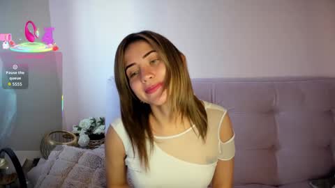 Snapshot of greeicywells chatting on March 26, 2026, 9:53 pm Greeicy online show from March 26, 2026, 9:53 pm