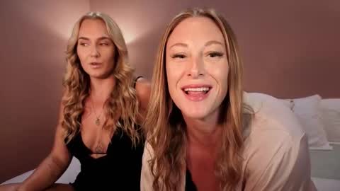 Snapshot of green_eyed_goddess_ chatting on February 17, 2026, 2:08 am Green Eyed Goddess online show from February 17, 2026, 2:08 am