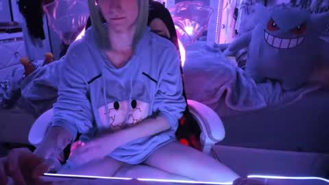 GreenEyedLovexo online show from October 21, 2025, 5:41 am