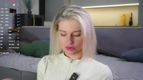 Kelly online show from May 18, 2026, 1:50 pm
