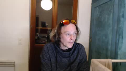 Snapshot of greenmoon88888 chatting on March 8, 2025, 7:31 pm Greenmoon online show from March 8, 2025, 7:31 pm