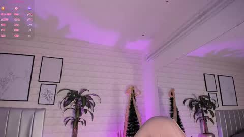   online show from December 19, 2025, 12:17 am