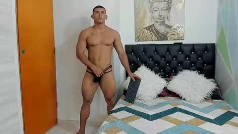 gregorx tina muscle online show from July 19, 2026, 11:19 pm