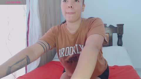 Snapshot of greicylondon chatting on January 10, 2025, 7:32 pm grey online show from January 10, 2025, 7:32 pm