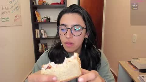 Greta online show from September 22, 2025, 6:48 am