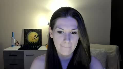 Greta online show from November 28, 2025, 1:41 am