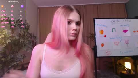 gretchen_mol online show from November 23, 2025, 7:30 am