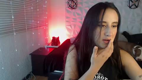 Snapshot of gretta_n_dannie chatting on January 17, 2025, 4:28 am Gretta n dannie online show from January 17, 2025, 4:28 am