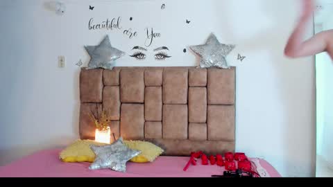 Snapshot of grettaandcoulle chatting on February 20, 2025, 9:00 am grettaandcoulle online show from February 20, 2025, 9:00 am