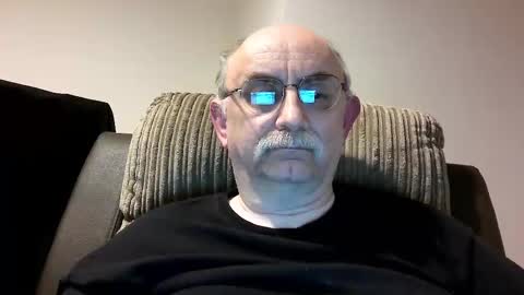 Snapshot of grey_dom chatting on February 16, 2025, 11:37 pm Master Sir online show from February 16, 2025, 11:37 pm