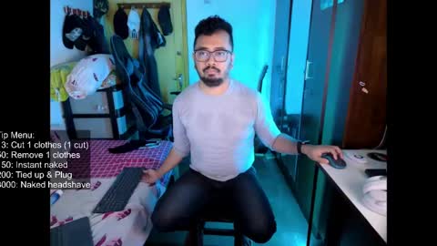 Snapshot of greybondage93 chatting on December 20, 2024, 4:36 pm Grey Hardy Slave online show from December 20, 2024, 4:36 pm