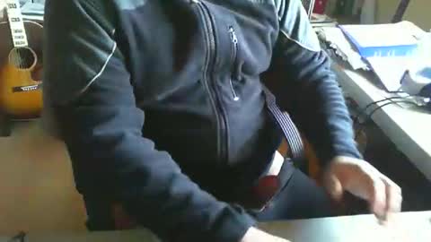 Snapshot of greyhounddog chatting on January 16, 2025, 10:42 am greyhounddog online show from January 16, 2025, 10:42 am