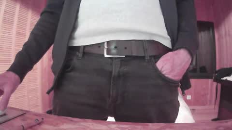 Snapshot of grimbergen123 chatting on September 28, 2025, 8:03 pm Grim online show from September 28, 2025, 8:03 pm