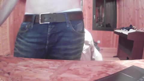 Snapshot of grimbergen123 chatting on October 17, 2025, 8:11 pm Grim online show from October 17, 2025, 8:11 pm