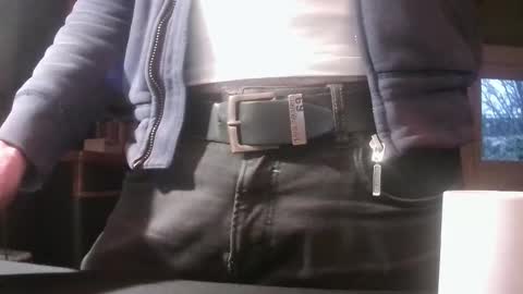 Snapshot of grimbergen123 chatting on January 17, 2026, 4:33 pm Grim online show from January 17, 2026, 4:33 pm