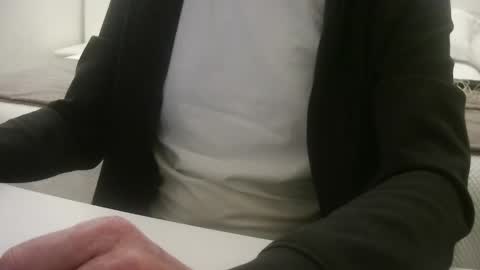 Snapshot of grimbergen123 chatting on March 4, 2026, 9:21 pm Grim online show from March 4, 2026, 9:21 pm