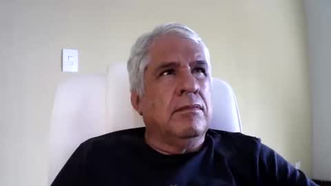 Snapshot of grisa01 chatting on February 5, 2025, 6:48 pm grisa01 online show from February 5, 2025, 6:48 pm