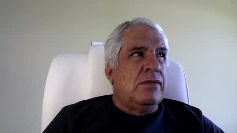 Snapshot of grisa01 chatting on February 16, 2025, 1:38 pm grisa01 online show from February 16, 2025, 1:38 pm