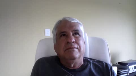 grisa01 online show from November 3, 2025, 12:28 pm