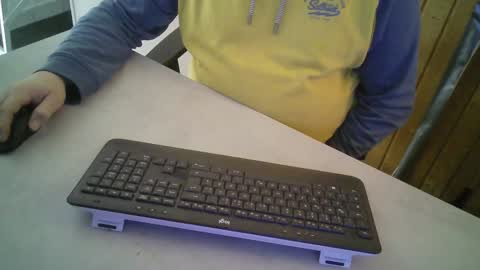 Snapshot of grooce_sub chatting on December 28, 2024, 11:37 pm Grooce online show from December 28, 2024, 11:37 pm