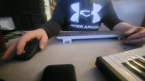 Snapshot of grooce_sub chatting on February 3, 2026, 10:26 pm Grooce online show from February 3, 2026, 10:26 pm