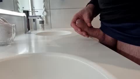 Snapshot of grumpy64 chatting on January 28, 2025, 8:58 pm Grumpy online show from January 28, 2025, 8:58 pm