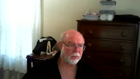 Snapshot of gtnolder60 chatting on May 3, 2026, 11:38 am Gary online show from May 3, 2026, 11:38 am