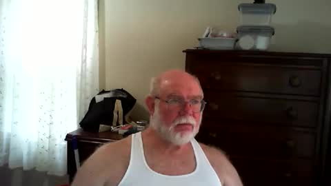 Snapshot of gtnolder60 chatting on May 20, 2026, 1:17 pm Gary online show from May 20, 2026, 1:17 pm