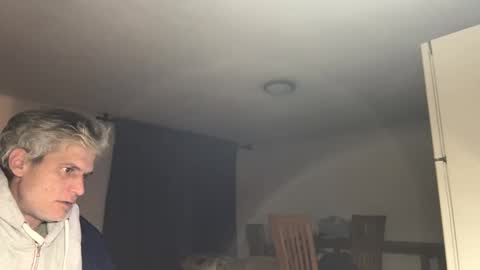 guardiannif_ online show from February 4, 2025, 12:40 am