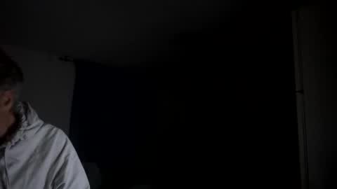 guardiannif_ online show from February 7, 2025, 11:13 pm