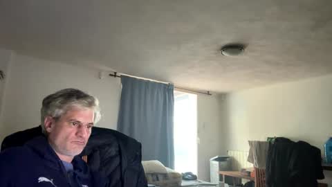 guardiannif_ online show from February 18, 2025, 7:10 am