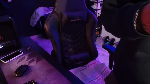 Snapshot of guayaco_ chatting on February 28, 2026, 6:42 pm Guayaco online show from February 28, 2026, 6:42 pm