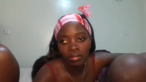 Snapshot of gud_lunah chatting on May 26, 2026, 9:44 pm lunah online show from May 26, 2026, 9:44 pm