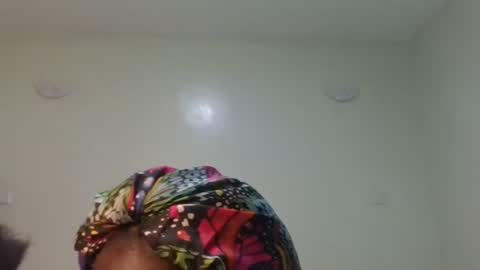 gud_lunah1 online show from June 26, 2026, 3:44 am