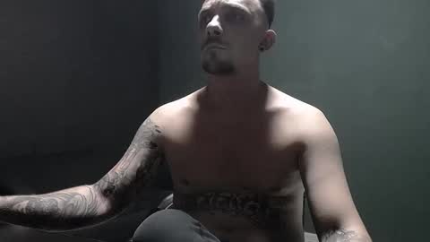 GuessWhatBitch online show from October 5, 2025, 12:20 am