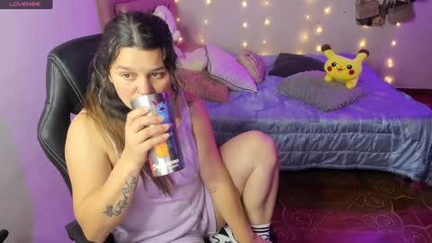 Hello Im Julieta Im 25 years old welcome to my room have fun and be happy. online show from December 20, 2024, 2:30 am