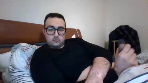 gullit93 online show from February 18, 2026, 8:05 pm