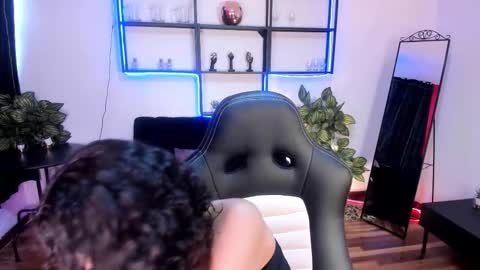 Snapshot of gummo_ chatting on February 20, 2026, 8:31 pm gummo_ online show from February 20, 2026, 8:31 pm