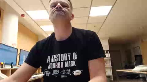 guschidick online show from December 14, 2025, 7:29 pm