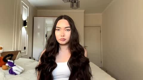 Snapshot of gussietackitt chatting on May 16, 2026, 1:10 pm Alana online show from May 16, 2026, 1:10 pm