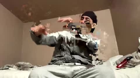 GusGus online show from February 24, 2025, 3:02 am