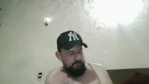 Snapshot of gustavo1350 chatting on October 24, 2025, 12:08 am gustavo1350 online show from October 24, 2025, 12:08 am