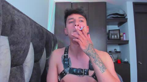Snapshot of guy_twinks chatting on February 3, 2025, 10:11 pm Gabriel online show from February 3, 2025, 10:11 pm